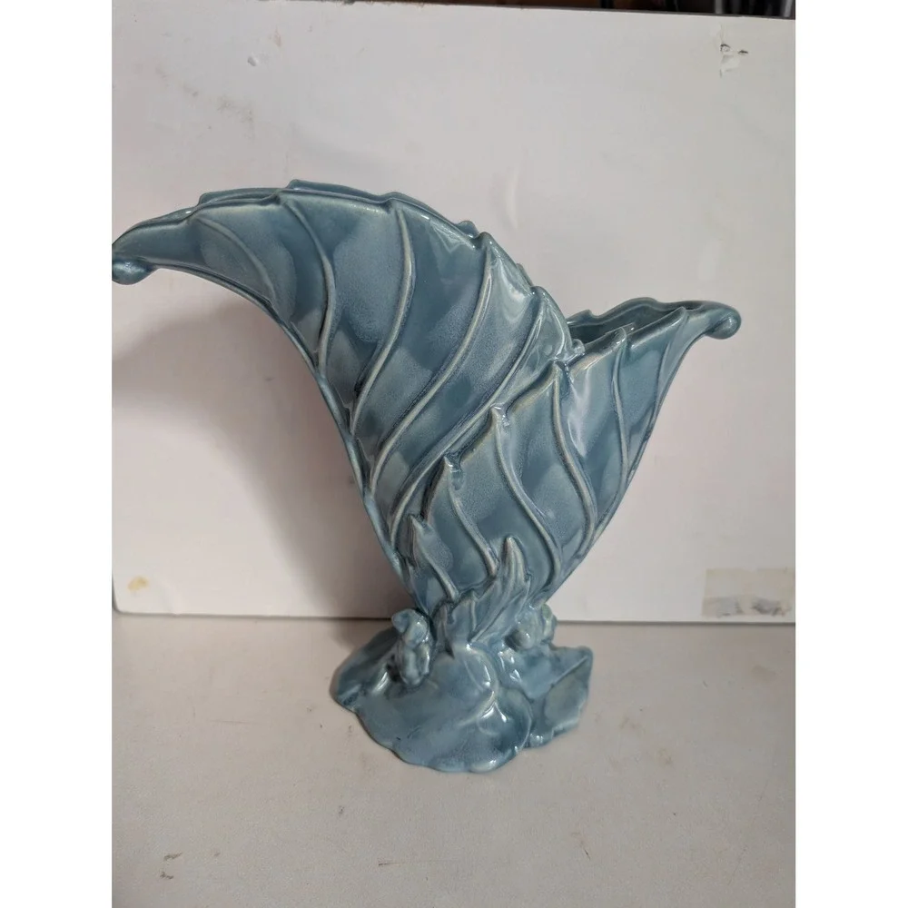 Vintage Hull Art Pottery Cornucopia Vase Blue Leaf Ribbed Glaze MCM